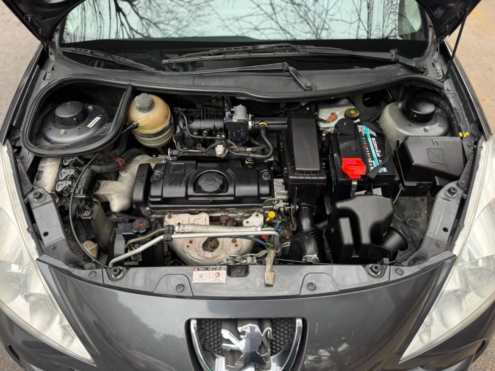 Peugeot 207 Active 1.4  75 CV — foto 12